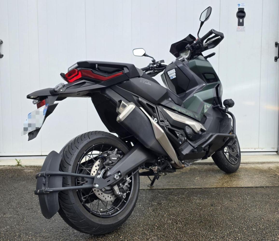 HONDA X-ADV 750