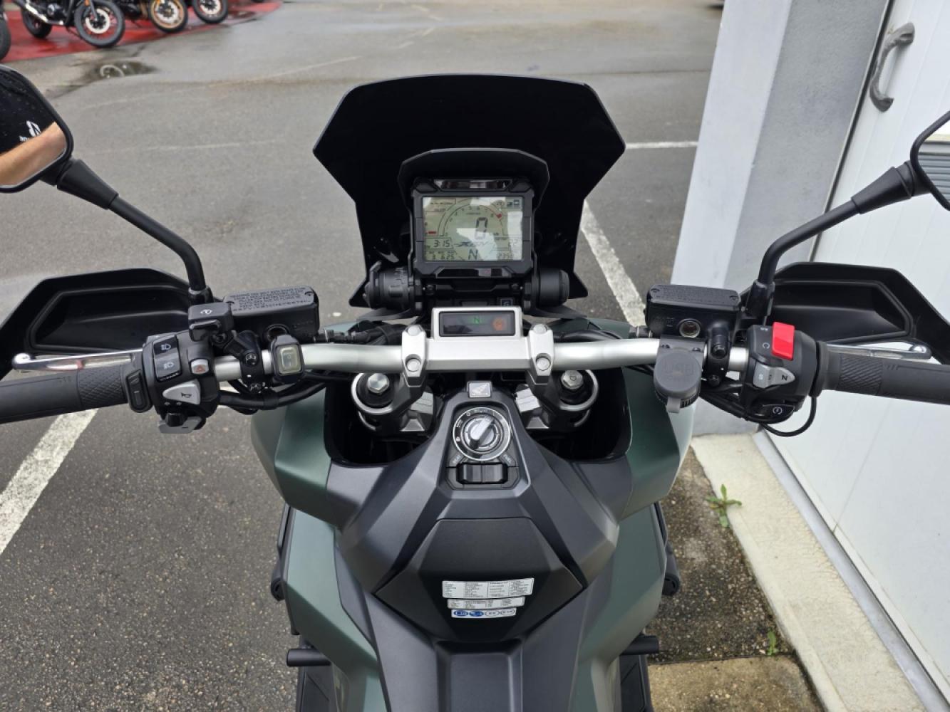 HONDA X-ADV 750