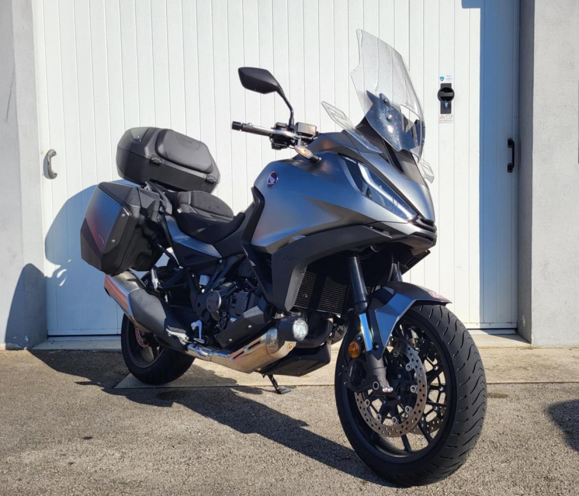 HONDA NT 1100 DCT DEMO