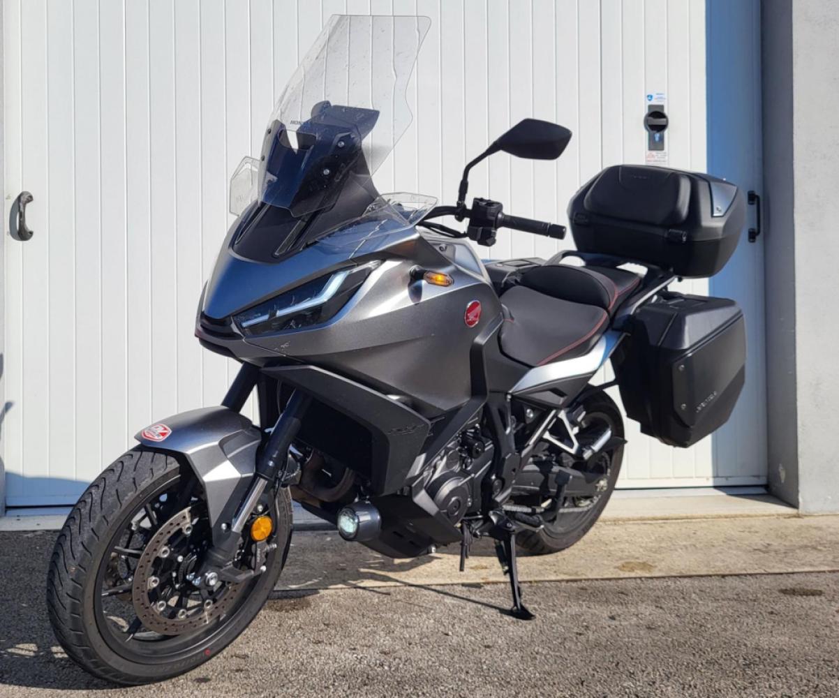 HONDA NT 1100 DCT DEMO