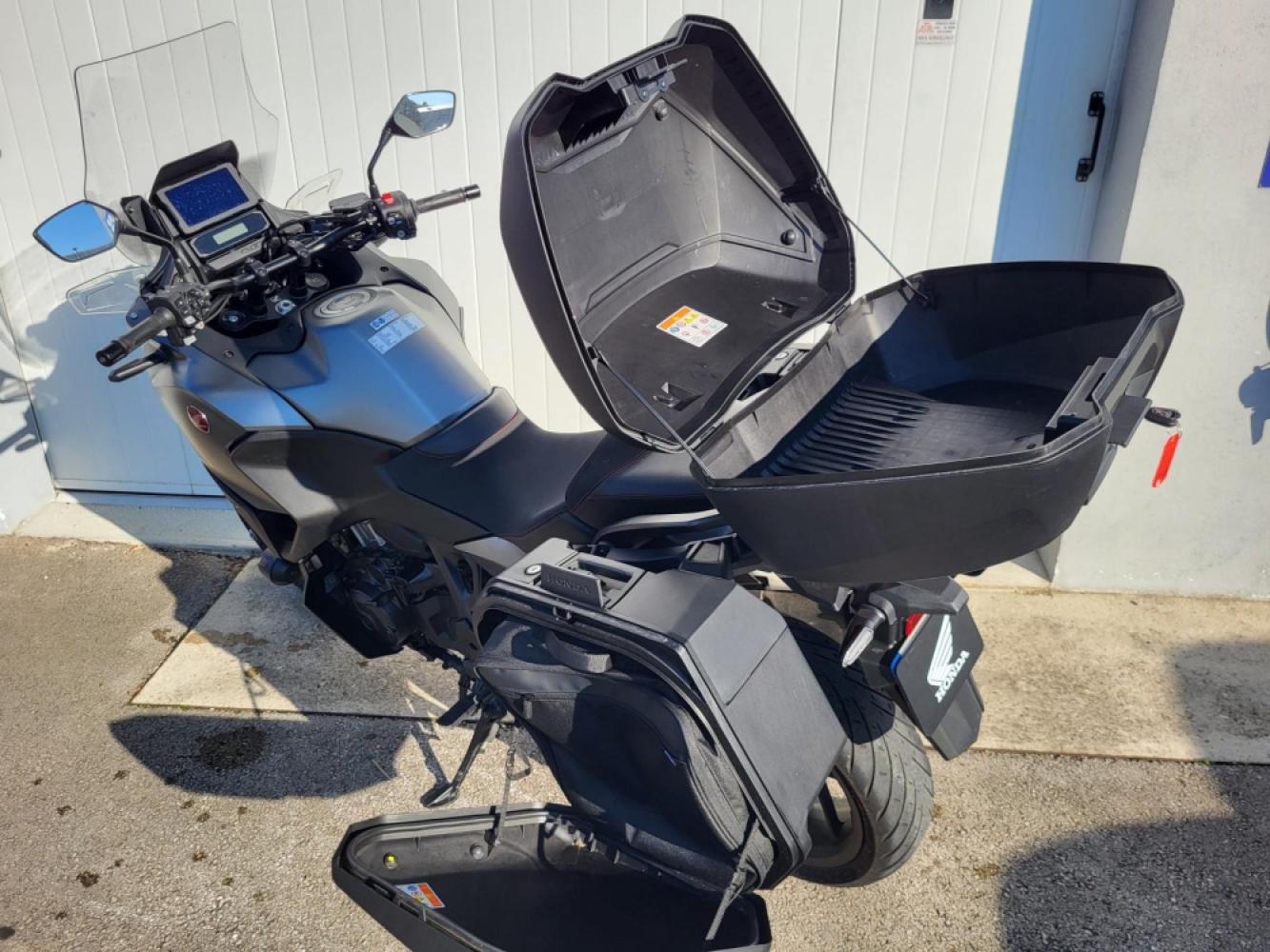 HONDA NT 1100 DCT DEMO