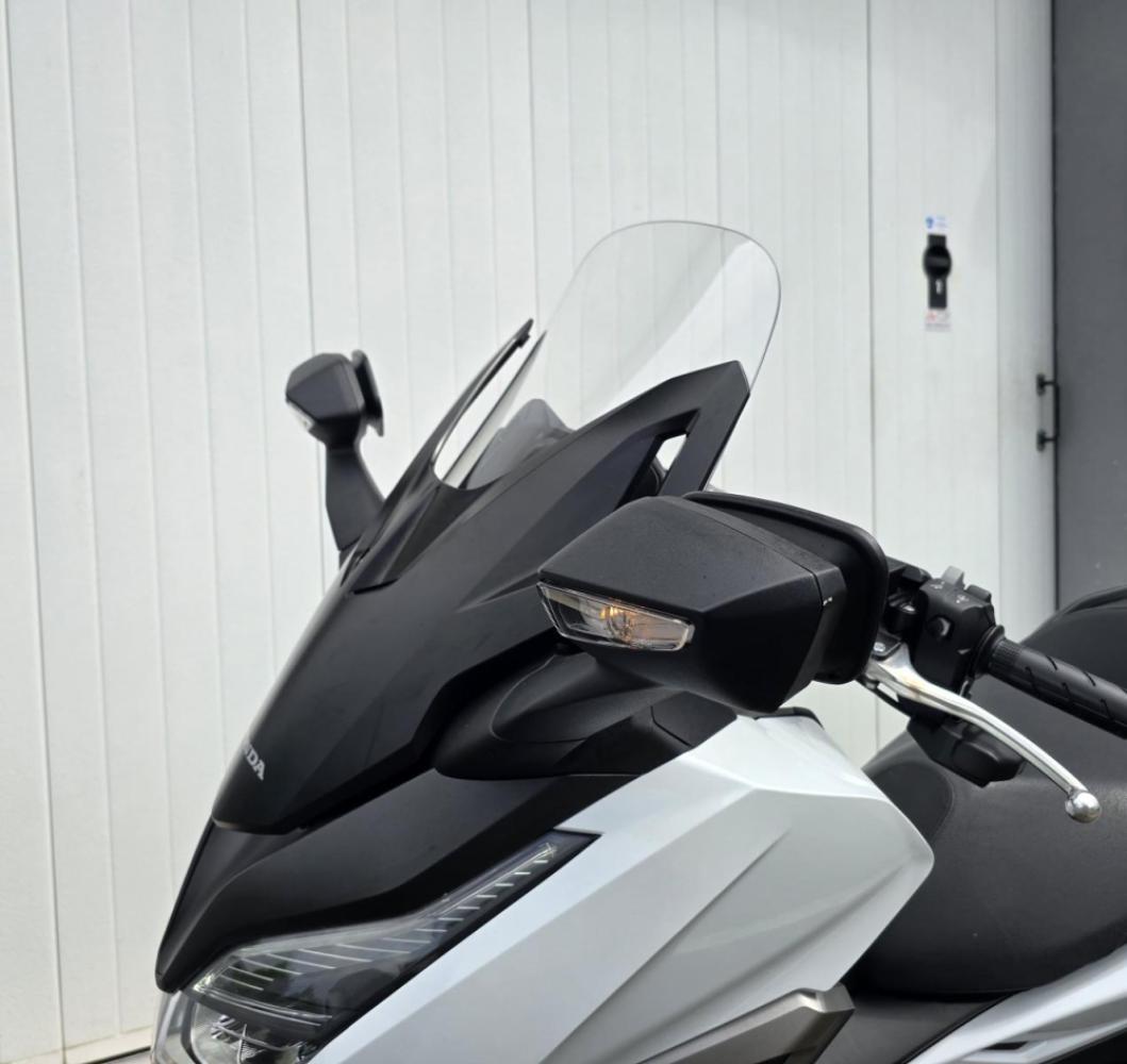 HONDA NSS 350 FORZA